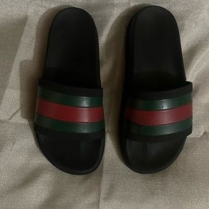 Men’s Gucci Slides Size 8